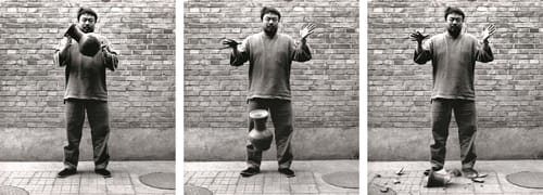 Ai Weiwei, Dropping a Han Dynasty urn