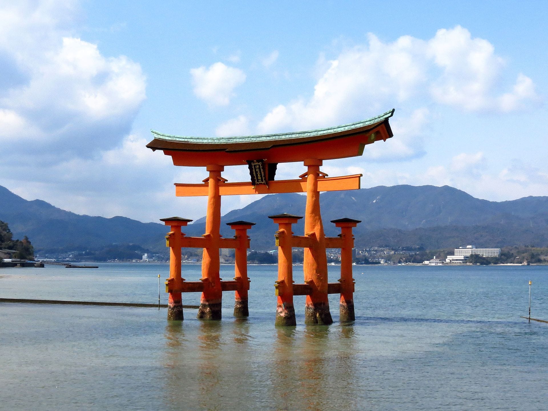 Floating torii gate of Itsukushima Shrine