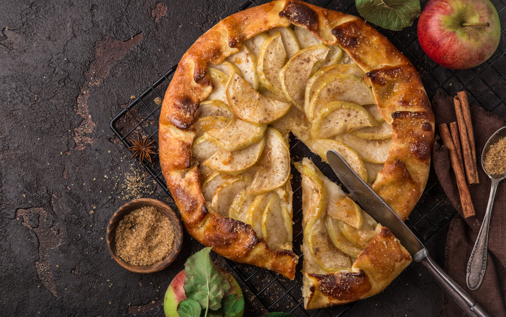 Apple Cinnamon Galette