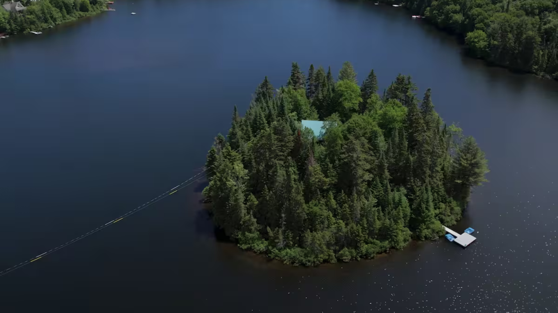 Island in Saint-Adolphe-d'Howard, Canada