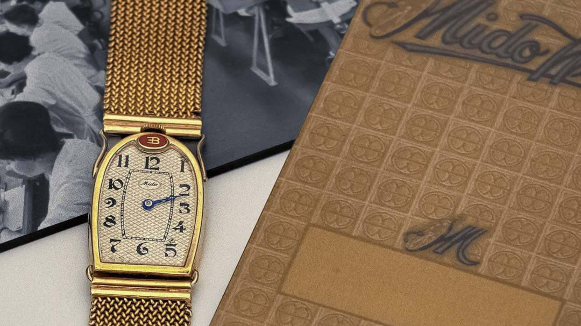 Renowned at the time for its automobile-inspired timepieces, Mido demonstrated the same commitment to performance and exceptional design as Bugatti.