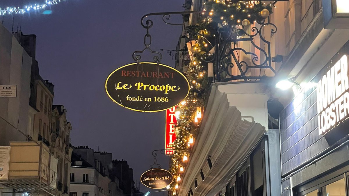 A Dinner at Le Procope: Parisian History Served on a Plate